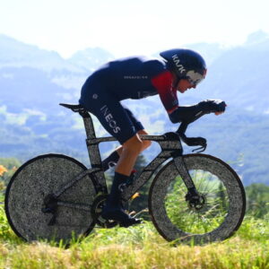 Geraint Thomas sử dụng xe đạp Pinarello ở chặng đua cuối cùng Tour de Suisse 2022