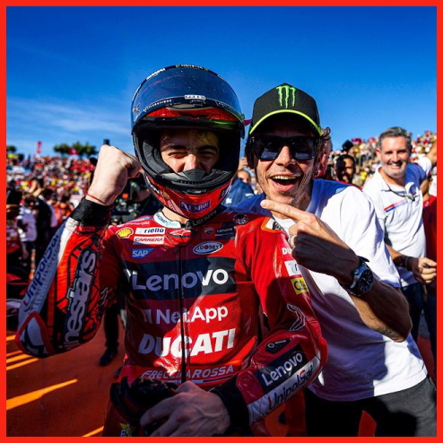 Lên ngôi vô địch MotoGP 2022, Francesco Bagnaia tự nhận đã không áp dụng hiệu quả lời khuyên của sư phụ Valentino Rossi