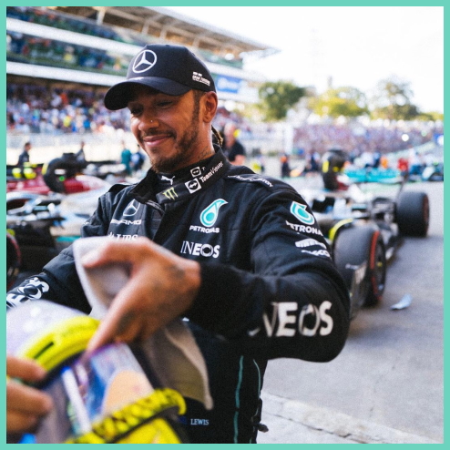 Lewis Hamilton ở chặng đua GP Sao Paulo 2022